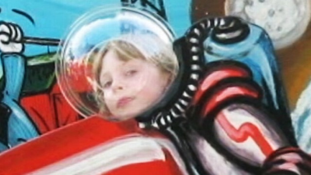 VIDEO: Eleven-year-old has a popular show on the Web inventing things.