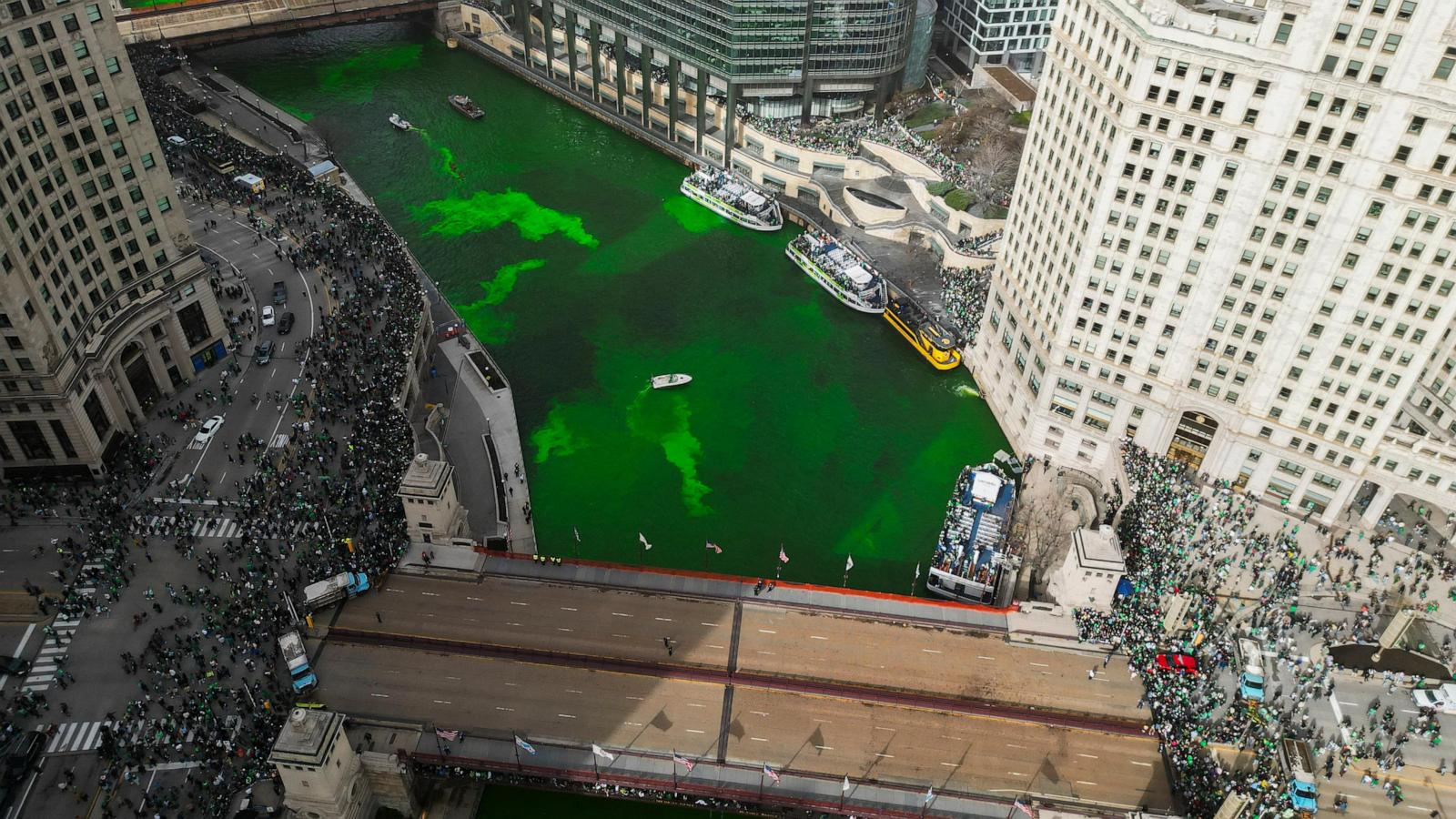 Chicago dyes its river bright green as it opens St. Patrick’s Day celebrations