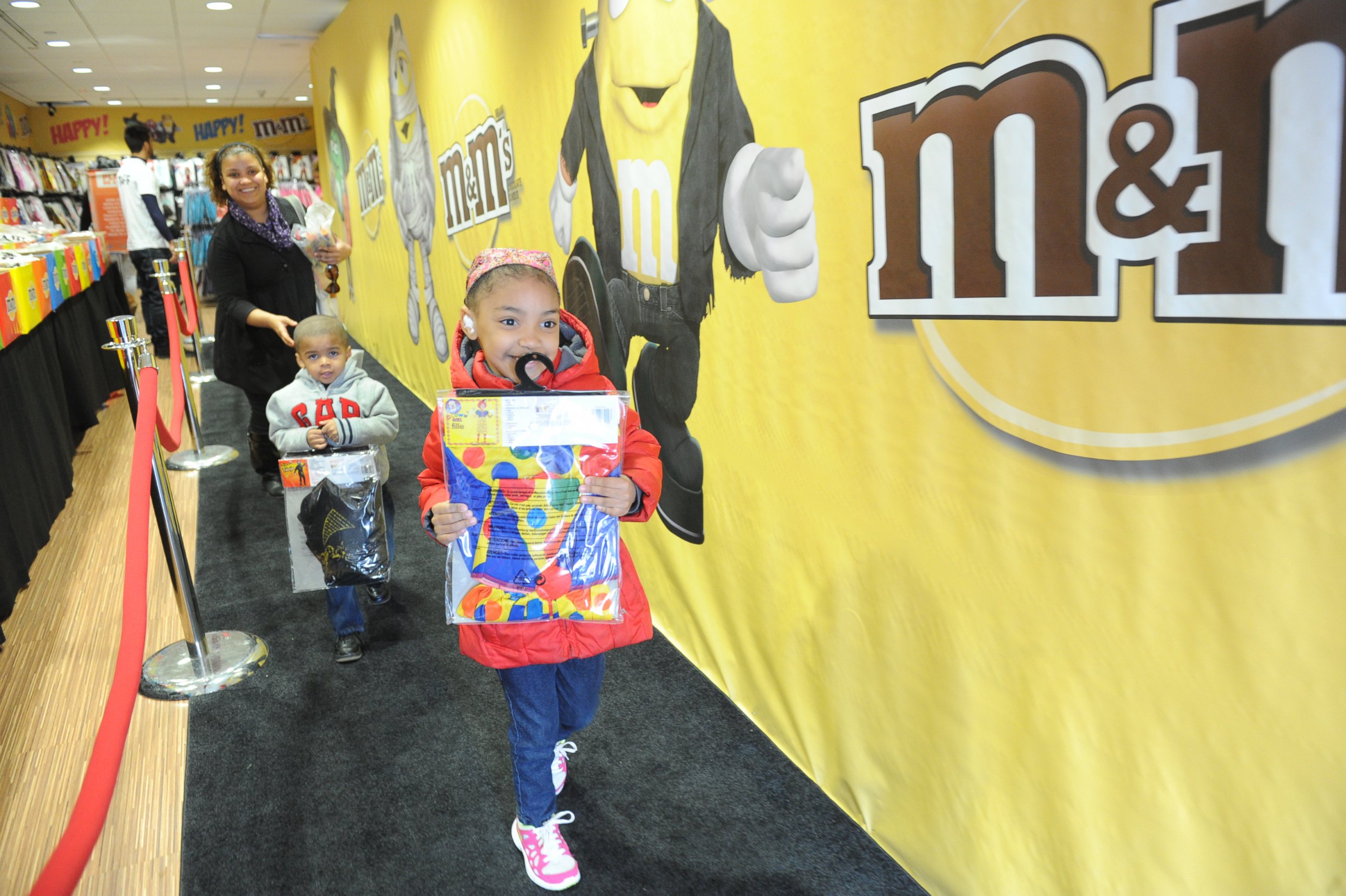 PHOTO: Families enjoyed M&M'S first-ever Halloween Pop-Up store in downtown Newark, N.J. where the brand gave away thousands of free costumes and candy to the community.