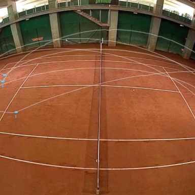 VIDEO: Even pretending to be a professional tennis player is terrifying