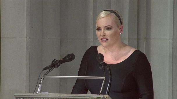 Video Meghan Mccain Gives Powerful Eulogy For Her Father Abc News