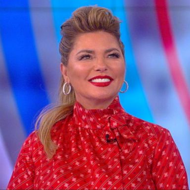 VIDEO: Shania Twain weighs in on Shakira and J. Lo’s Super Bowl performance