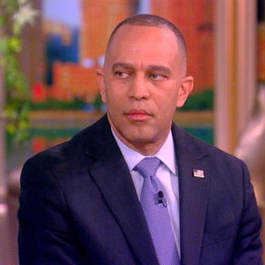 VIDEO: House Democratic leader Hakeem Jeffries talks Navalny's passing and aid to Ukraine