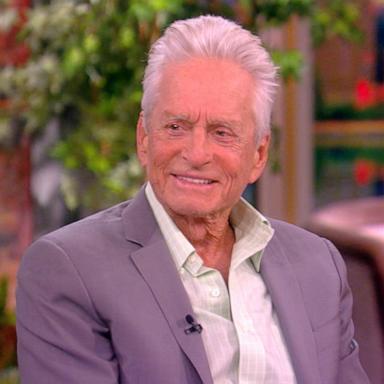 VIDEO: Michael Douglas says father Kirk Douglas was an 'extraordinary man'